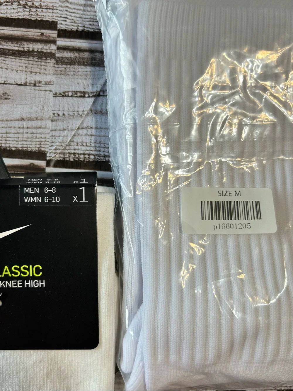Nike White soccer Socks with gain the edge grip sock